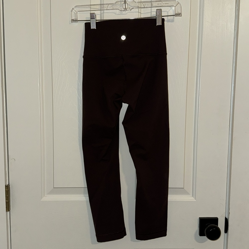 Wunder Under High-Rise Crop 21" - Picture 4 of 4